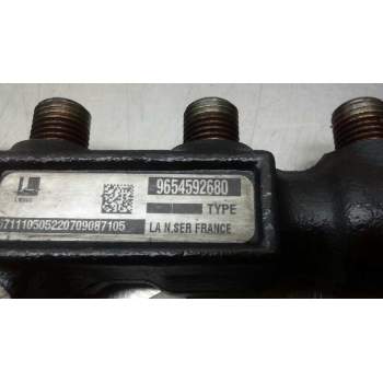 Recambio de rampa inyectora para peugeot 307 berlina (s2) 1.6 hdi referencia OEM IAM 965492680  