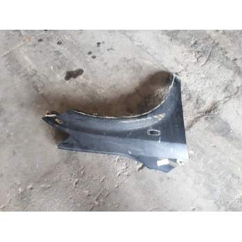 Recambio de aleta delantera derecha para nissan murano (z50) básico referencia OEM IAM 63112CB030  
