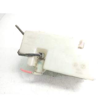 Recambio de deposito limpia para nissan cabstar 35.12 referencia OEM IAM 1226865  