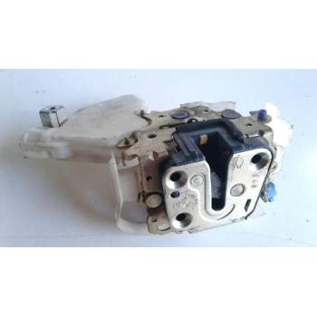Recambio de cerradura puerta delantera derecha para nissan x-trail (t30) vertex referencia OEM IAM 80552AA200  