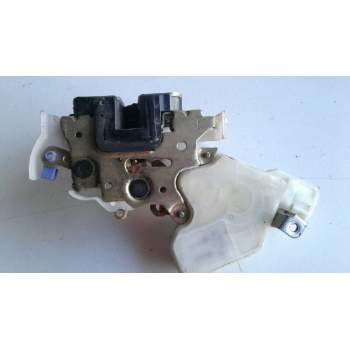 Recambio de cerradura puerta delantera derecha para nissan x-trail (t30) vertex referencia OEM IAM 80552AA200  