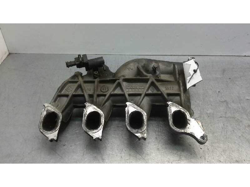 Recambio de colector admision para renault scenic ii 1.9 dci diesel referencia OEM IAM 8200272607  