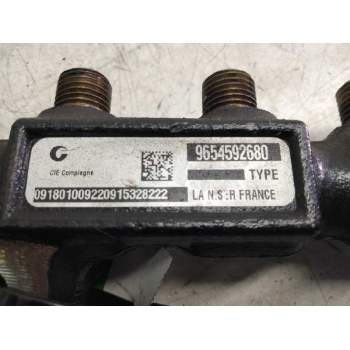 Recambio de rampa inyectora para ford fiesta (cb1) ambiente referencia OEM IAM 9654592680  