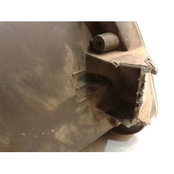 Recambio de faro izquierdo para fiat punto berlina (188) 1.3 16v multijet feel referencia OEM IAM 0046849385  