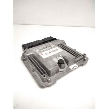 Recambio de centralita motor uce para opel insignia sports tourer excellence referencia OEM IAM 554845466 1039562991E26E 1349140