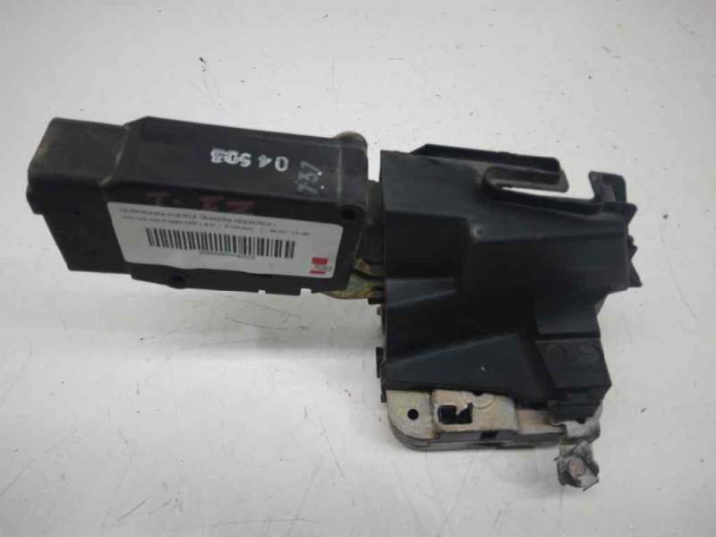 Recambio de cerradura puerta trasera izquierda para volvo v40 familiar 1.9 d+ evolution referencia OEM IAM   