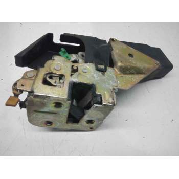 Recambio de cerradura puerta trasera izquierda para volvo v40 familiar 1.9 d+ evolution referencia OEM IAM   
