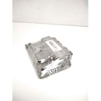 Recambio de centralita motor uce para skoda fabia combi active referencia OEM IAM 03E906019AE 5WA11018 