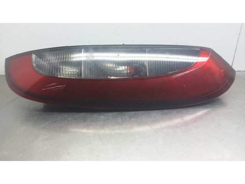Recambio de piloto trasero derecho para opel corsa c sri referencia OEM IAM 09114337 89302181 