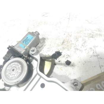 Recambio de elevalunas delantero derecho para kia carnival ii 2.9 cdri ex referencia OEM IAM 139902  