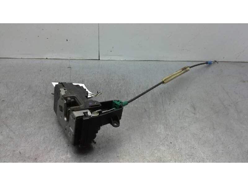 Recambio de cerradura puerta delantera izquierda para opel zafira b enjoy referencia OEM IAM 13222741  