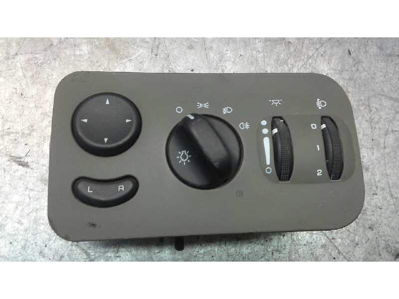 Recambio de mando luces para chrysler voyager (rg) 2.4 se referencia OEM IAM 04685711AC  