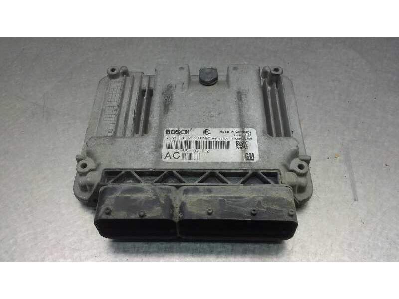Recambio de centralita motor uce para opel vectra c berlina comfort referencia OEM IAM 0281012533 55197152 1039S11738