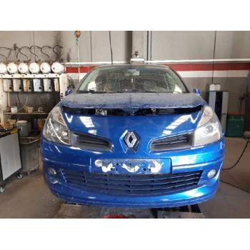 RENAULT CLIO III de desguace