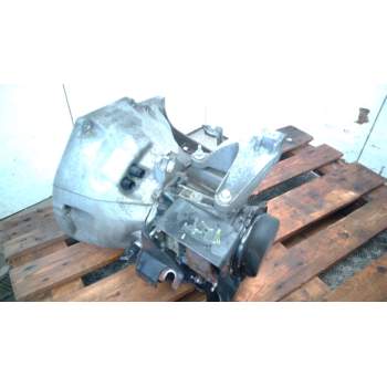 Recambio de caja cambios para ford focus iii sedán 1.0 ecoboost referencia OEM IAM CV6R7002BBD  