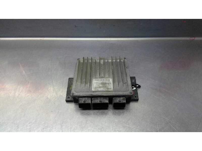 Recambio de centralita motor uce para renault megane ii berlina 5p confort dynamique referencia OEM IAM 8200334419 R0410B024B 82