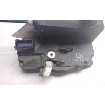 Recambio de cerradura puerta delantera derecha para opel corsa b eco referencia OEM IAM GF13154792  