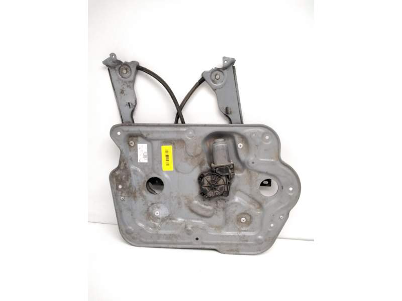 Recambio de elevalunas delantero derecho para nissan terrano i (wd21) 2.7 td 4wd referencia OEM IAM 80771JD00A CON MOTOR ELEC 46