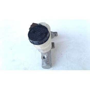 Recambio de bomba freno para nissan almera (n16/e) acenta referencia OEM IAM 460105M302  