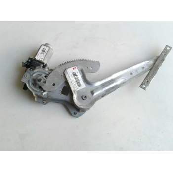 Recambio de elevalunas trasero derecho para nissan almera (n16/e) acenta referencia OEM IAM 82700BM71B  