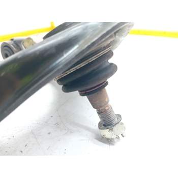 Recambio de brazo suspension superior delantero izquierdo para nissan cabstar 45.14 referencia OEM IAM 545259X502  