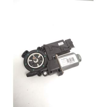 Recambio de motor elevalunas delantero derecho para nissan primera (p11) 2.0 16v referencia OEM IAM 400712K  