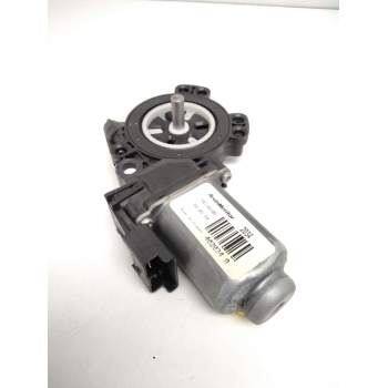 Recambio de motor elevalunas delantero izquierdo para nissan primera (p11) 2.0 16v referencia OEM IAM 402034A  
