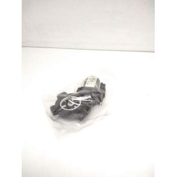 Recambio de motor elevalunas delantero izquierdo para nissan primera (p11) 2.0 16v referencia OEM IAM 402034A  