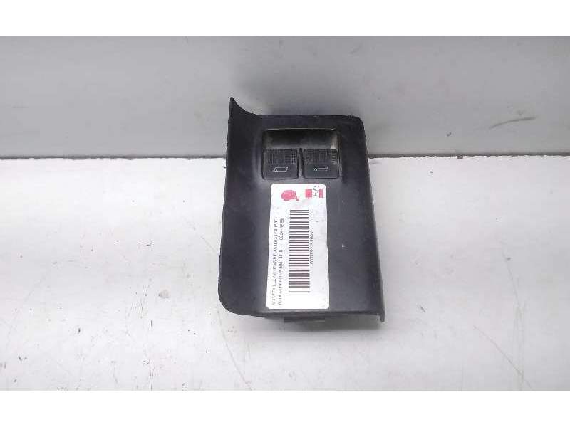 Recambio de maneta elevalunas delantera izquierda para audi a4 berlina (b5) 1.9 tdi referencia OEM IAM 8D1959515  