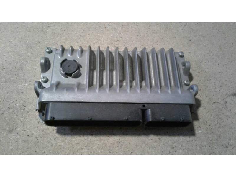 Recambio de centralita motor uce para toyota auris hybrid active referencia OEM IAM MB2755003471 896610Z750 