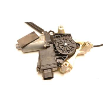Recambio de elevalunas trasero izquierdo para mitsubishi carisma berlina 4 (da0) 1800 gdi classic referencia OEM IAM 12V01308217