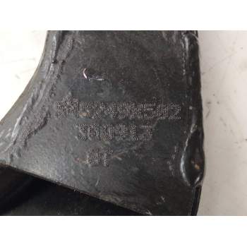 Recambio de brazo suspension superior delantero derecho para nissan cabstar 35.14 referencia OEM IAM 545249X502  