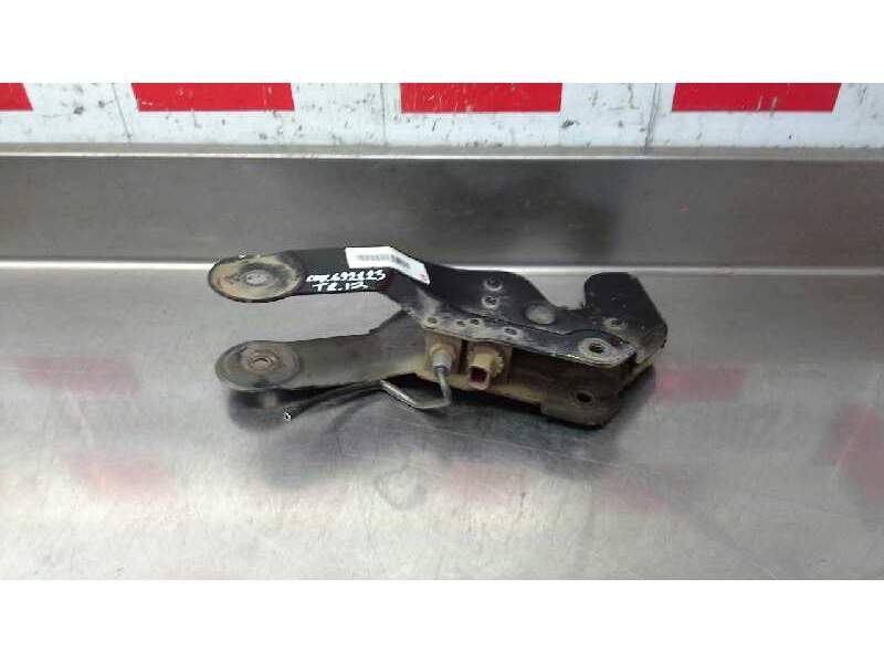 Recambio de enganche cabina trasero izquierod para man 18.d26 f tga 18.480 referencia OEM IAM   