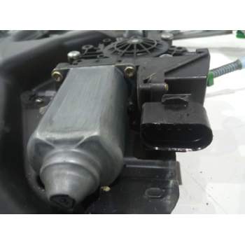 Recambio de elevalunas delantero derecho para audi a6 berlina (c4) 2.5 tdi referencia OEM IAM 050719603496  