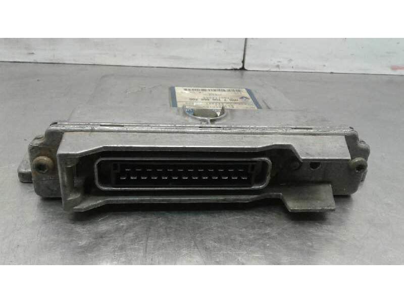 Recambio de centralita motor uce para renault kangoo (f/kc0) rapid referencia OEM IAM 7700868300 7700114868 R04080010G