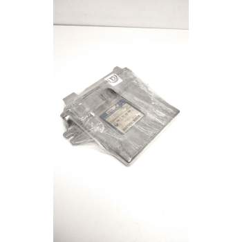 Recambio de centralita motor uce para renault kangoo (f/kc0) rapid referencia OEM IAM 7700868300 7700114868 R04080010G