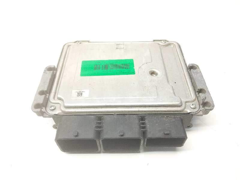 Recambio de centralita motor uce para peugeot 206+ básico referencia OEM IAM 9677031380 0281017937 EDC17C10