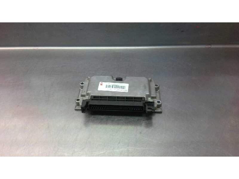Recambio de centralita motor uce para citroën xsara coupe 1.6 sx referencia OEM IAM 0261204939 9633184780 