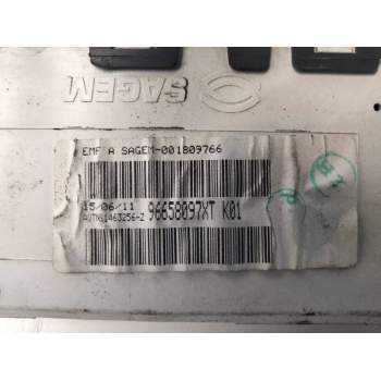 Recambio de pantalla multifuncion para peugeot 206+ básico referencia OEM IAM 96658097XT  