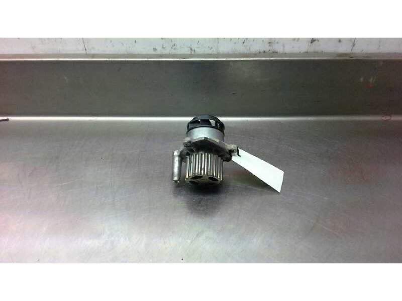 Recambio de bomba agua para seat leon (1p1) 1.9 tdi referencia OEM IAM   