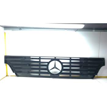 Recambio de rejilla delantera para mercedes-benz actros referencia OEM IAM 9417511218  