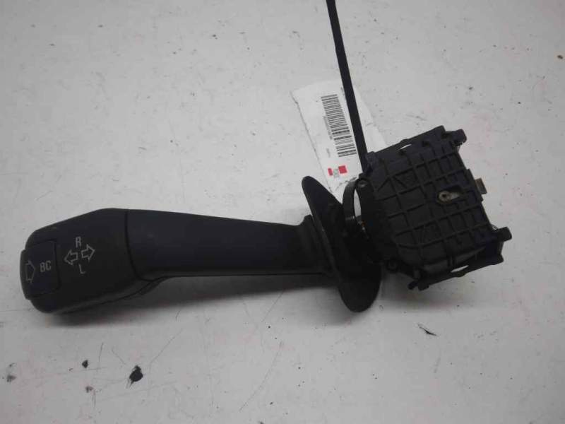 Recambio de mando intermitentes para bmw serie 5 berlina (e39) 525tds referencia OEM IAM 61318360417 61318360418 