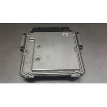 Recambio de centralita motor uce para renault trafic caja cerrada (ab 4.01) l1h1 caja cerrada, corto referencia OEM IAM 02810184