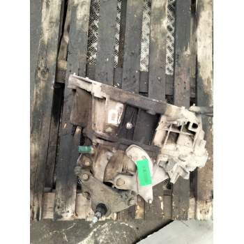 Recambio de caja cambios para renault scenic ii 1.5 dci diesel referencia OEM IAM  153817 