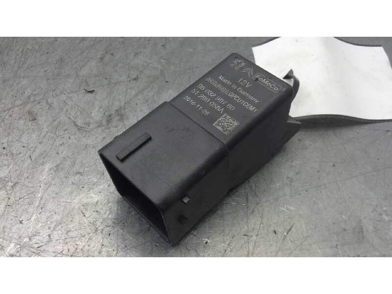 Recambio de caja precalentamiento para ford kuga (cbs) titanium referencia OEM IAM 9803299780  