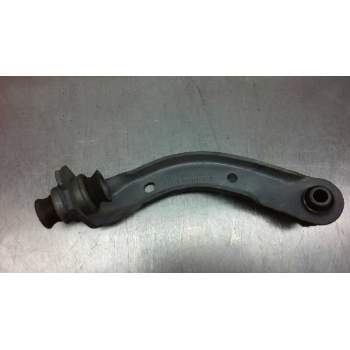Recambio de soporte brazo suspension delantero izquierdo para nissan evalia referencia OEM IAM 8200127324L  