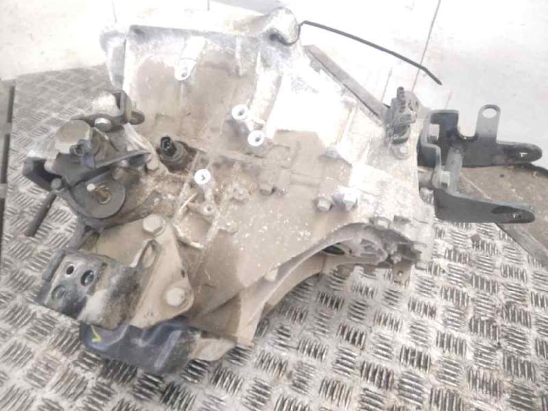 Recambio de caja cambios para hyundai i30 comfort referencia OEM IAM 4311532000  
