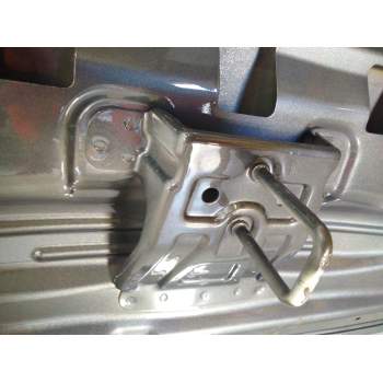 Recambio de capot para hyundai i20 classic referencia OEM IAM 664001J000  