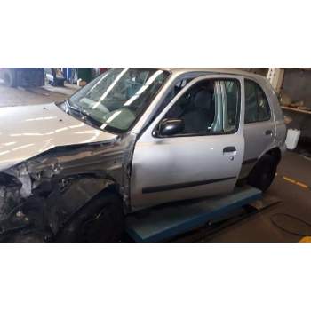 nissan micra (k11) del año 2000