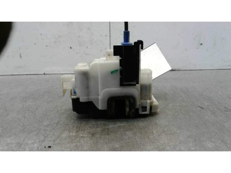 Recambio de cerradura puerta delantera derecha para peugeot bipper tepee basis referencia OEM IAM 1613686680  